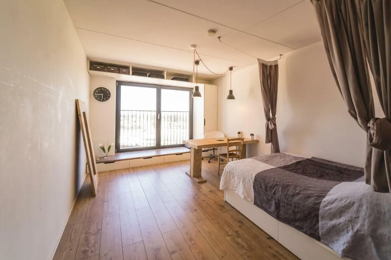 מלון Private Studio In אמסטרדם דירה
